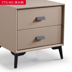 千匠一品 现代风格优质皮艺+中纤板+五金脚简奢床头柜RC-601 RC-602-W