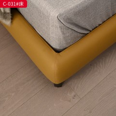 千匠一品 意式风格 接触面头层半磨砂真皮+实木框架+高回弹海绵 高档时尚床 C-031-X