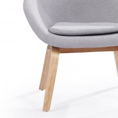 千匠一品 北欧风格优质麻绒布面料+定型海绵填充+白蜡木实木脚休闲椅JT-8013#-L