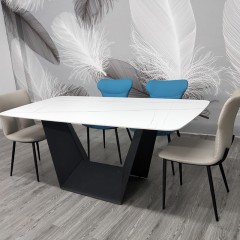 千匠一品 意式风格碳素钢黑砂框架优质铝饼岩板桌面餐桌1.4/1.6/1.8M克劳德餐桌OY-8009-X