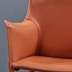 【精品】千匠一品轻奢意式极简优质铁框架+高密度海棉+马鞍皮餐椅246-M