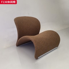 千匠一品 现代风格 毛绒面料+定型棉+五金底座 时尚大气休闲椅F136-J