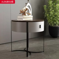 千匠一品 现代风格 E1级环保板+实木抽屉+回弹导轨+哑光烤漆+黑五金底架 时尚大气床头柜AJ06-J
