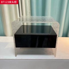 千匠一品 现代风格 亮光E1级环保板+石头纹亚克力+优质导轨 时尚大气床头柜BT123-L
