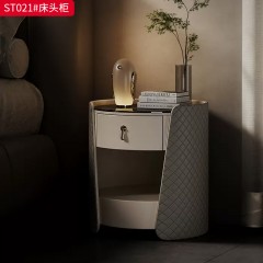 千匠一品 意式风格 E1级环保板+钢化玻璃+马鞍皮工艺+回弹导轨 时尚大气床头柜ST021-L