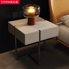 千匠一品 意式风格 马鞍皮+E1级环保板+回弹导轨+不锈钢底架 时尚大气床头柜ST059-L
