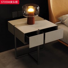 千匠一品 意式风格 马鞍皮+E1级环保板+回弹导轨+不锈钢底架 时尚大气床头柜ST059-L