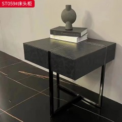 千匠一品 意式风格 马鞍皮+E1级环保板+回弹导轨+不锈钢底架 时尚大气床头柜ST059-L