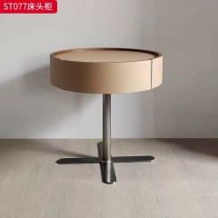 千匠一品 意式风格 E1级环保弯板+马鞍皮工艺+碳素钢底座 时尚大气床头柜ST077-L