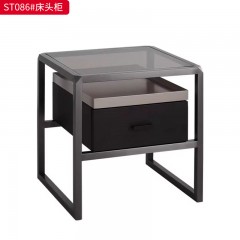 千匠一品 意式风格 E1级环保板+钢化玻璃+哑光烤漆+实木抽屉+不锈钢脚架 时尚大气床头柜ST086-L