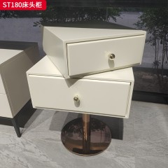 千匠一品 意式风格 环保板材+实木抽屉+哑光烤漆+回弹导轨+碳素钢底座 时尚极简床头柜ST180-J