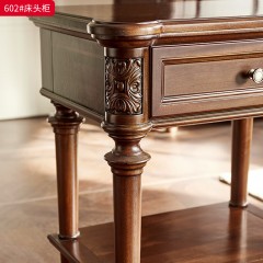 ●千匠一品 美式风格 进口桃花芯木+榫卯结构+雕花工艺+锌铜拉手+大宝环保水性漆 时尚古典床头柜602-J