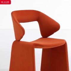 千匠一品 意式极简风格 优质绒布面料+定型棉 时尚优雅餐椅YL1125-L