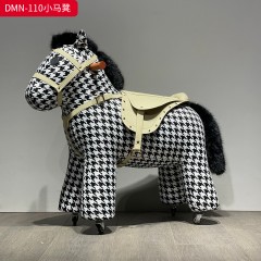 千匠一品 意式风格 定型棉+布艺面料 时尚大气小马凳DMN-110-J