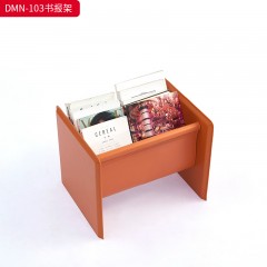 千匠一品 意式风格 不锈钢架+马鞍皮 时尚大气书报架DMN-103-J